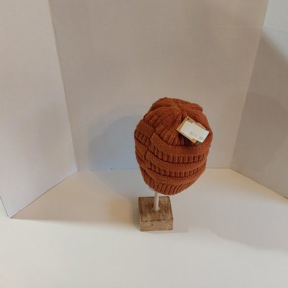 CC Beenie Rust Size One Size Fits All - Picture 3 of 6